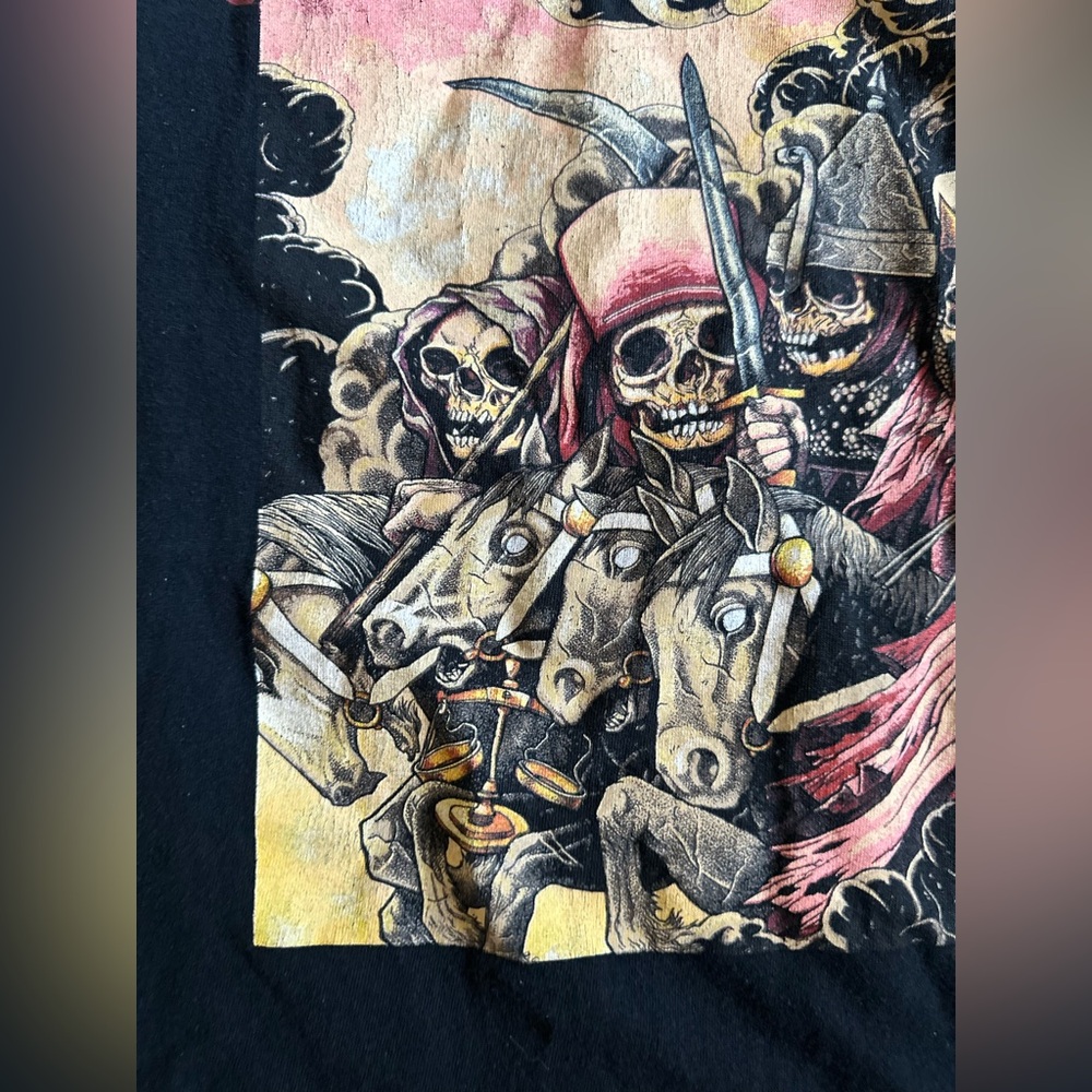 Vintage Metallica Four Horseman Heavy Metal T-Shirt Size Small - Picture 3 of 11